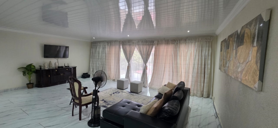 3 Bedroom Property for Sale in La Hoff North West